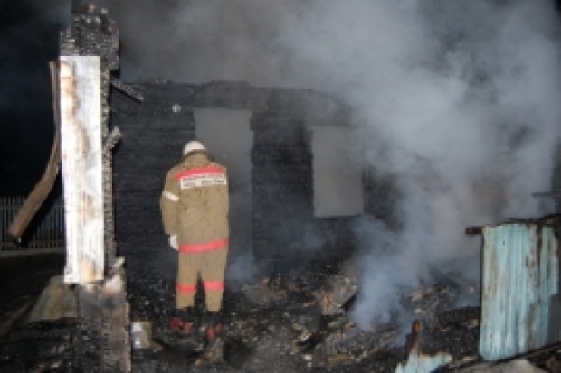 В Новоржевском районе тушили пожар в надворной постройке - 2016-10-31 20:14:00 - 1