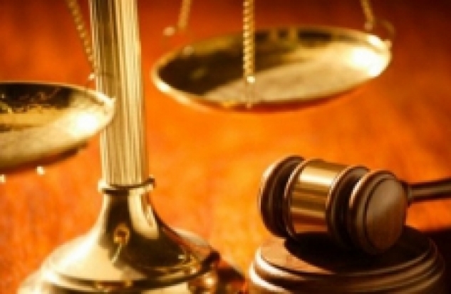 Жительница Санкт-Петербурга облила своих знакомых уксусной кислотой - 2017-02-17 17:08:00 - 1