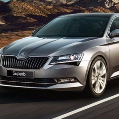 Четыре дорогих иномарки угнали из автосалона в Петербурге - 2016-10-29 14:57:00 - 1