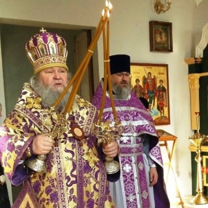 Епископ Великолукский и Невельский Сергий возглавил литургию в домовом храме святителя Николая - 2017-03-24 06:13:00 - 1