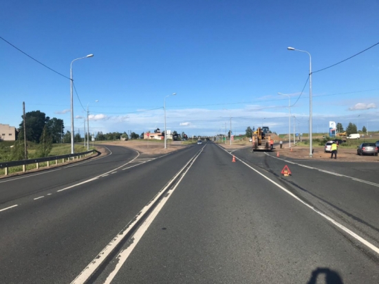 На трассе М9 пьяный великолучанин на легковушке врезался в большегруз (ФОТО) - 2019-07-05 08:44:00 - 1