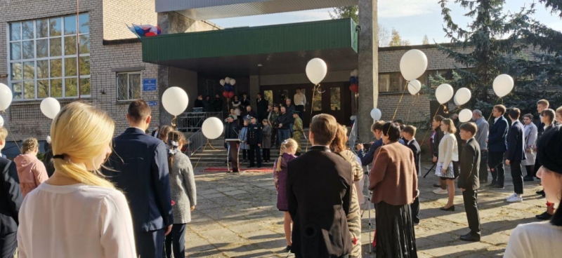 Глава Великих Лук прокомментировал ситуацию с плохим самочувствием учеников школы №7 - 2020-10-05 16:43:00 - 1