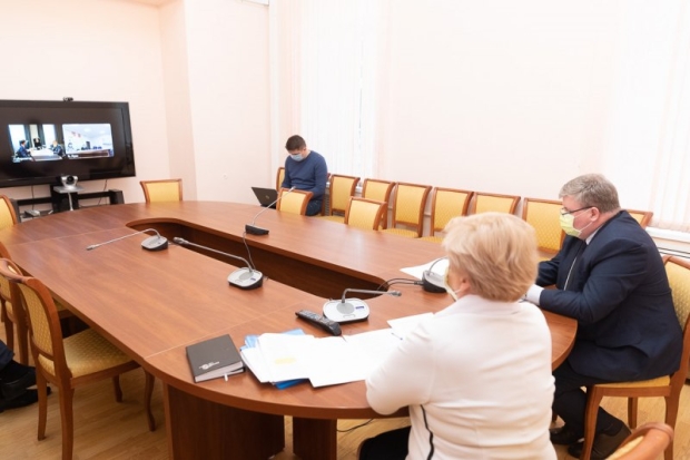 Вопросы строительства объектов Великих Лук по нацпроектам «Образование» и «Демография» рассмотрены на совещании Михаила Ведерникова - 2020-05-13 14:32:00 - 1