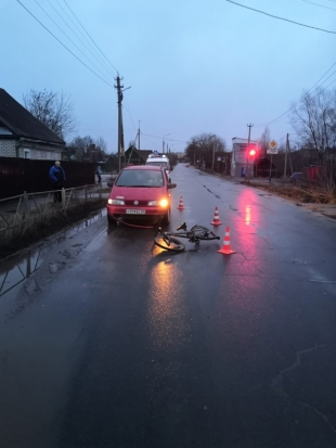 Сегодня утром в Великих Луках сбили велосипедиста (ФОТО) - 2020-03-13 09:01:00 - 1