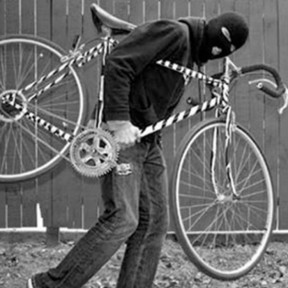 На двух краденых велосипедах хотел уехать житель Себежского района, но был пойман с поличным - 2019-06-27 19:08:00 - 1