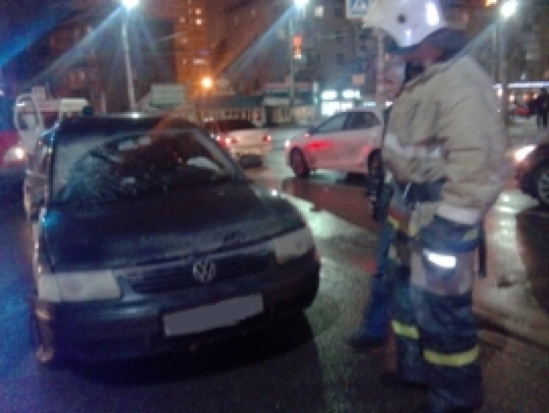 На улице Некрасова в Пскове легковой автомобиль сбил пешехода - 2017-02-17 21:21:00 - 1