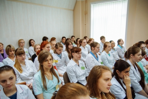 В Великих Луках стартовал международный конкурс профессионального мастерства среди студентов-медиков (ФОТО) - 2016-05-19 12:50:00 - 1