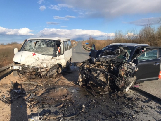 Смертельное ДТП произошло на трассе Великие Луки - Новосокольники (ФОТО) - 2020-04-10 20:39:00 - 1