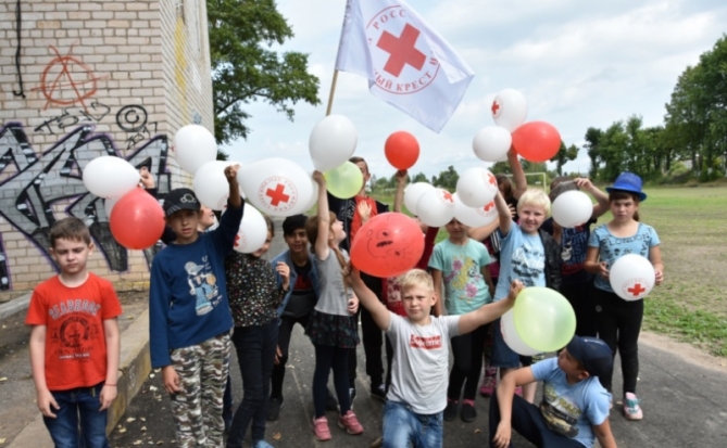 Оздоровительную площадку для детей в Новоржеве организовал Псковский Красный Крест - 2019-08-10 19:17:00 - 1