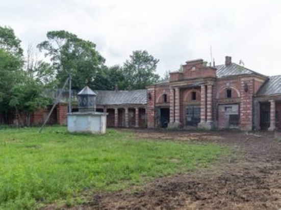 В усадьбе Волышово открылся волонтерский лагерь - 2019-07-15 16:21:00 - 1