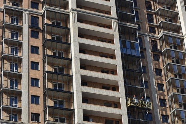 Вячеслав Володин поручил законодательно проработать ускоренное расселение ветхого жилья - 2020-09-06 12:00:00 - 1