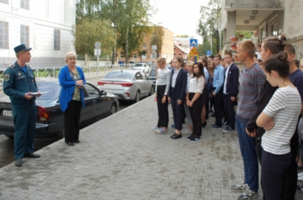 В Псковском техническом лицее прошла учебная эвакуация - 2019-09-10 06:24:00 - 1
