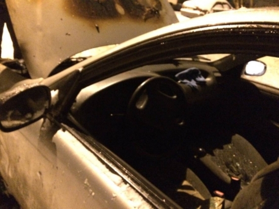 «Шевроле Ланос» горела в Великих Луках (ФОТО) - 2017-01-17 10:34:00 - 1