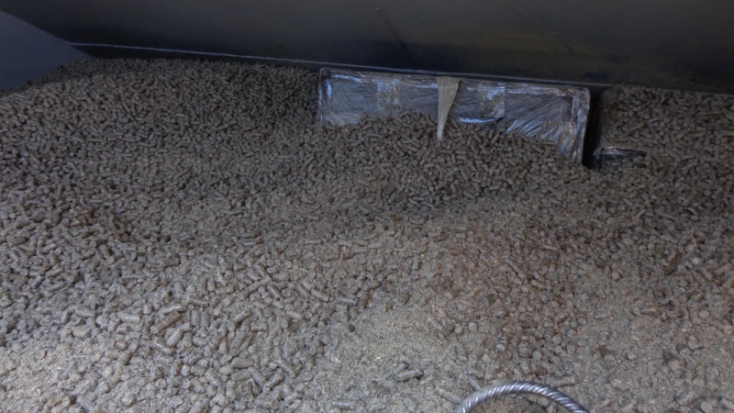 В Псковской области пограничники задержали крупную контрабанду сигарет - 2019-06-07 12:35:00 - 1