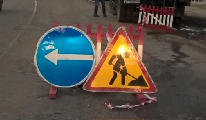 Водители, внимание! Из-за ремонта в Великих Луках на 10 дней сужение дороги - 2019-05-16 10:11:00 - 1