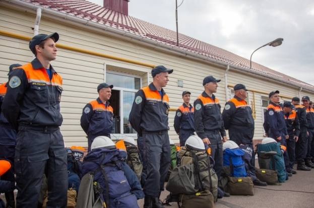 10 псковских спасателей отправились на помощь иркутским коллегам для ликвидации последствий разрушительного наводнения - 2019-07-02 09:49:00 - 1