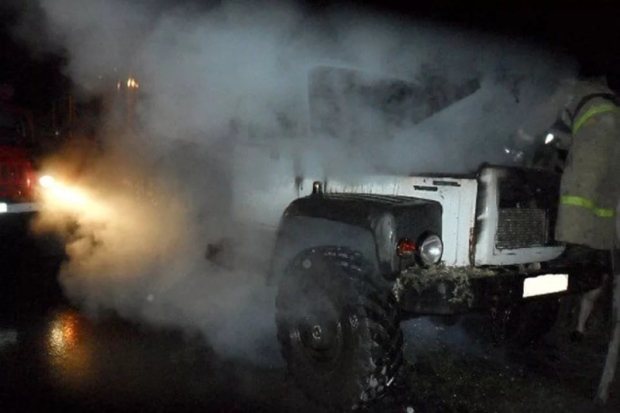 В Невельском районе огнем поврежден автомобиль - 2020-09-04 15:13:00 - 1