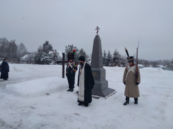 Памятный знак в честь воинов русской и французской армий, погибших в войне 1812 года, открыли на Бородинском поле - 2019-01-09 12:34:00 - 1