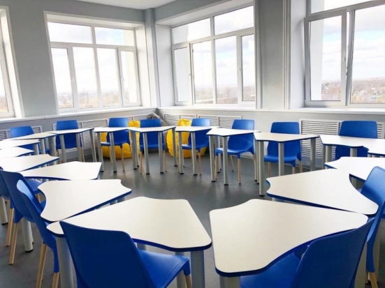 Вице-губернатор Вера Емельянова осмотрела будущий «Кванториум» в Великих Луках - 2020-02-20 13:13:00 - 1