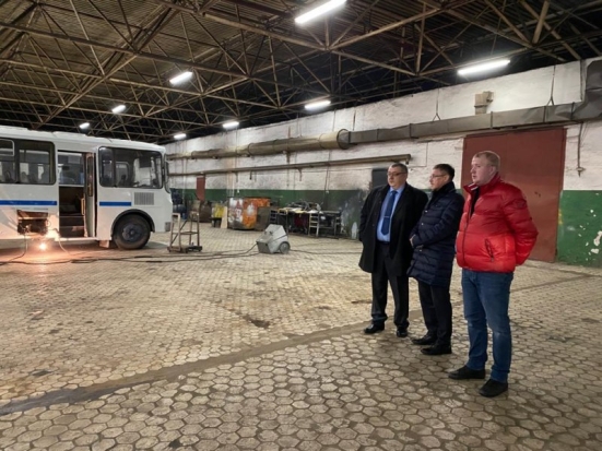 Василий Осипов посетил с рабочим визитом автотранспортное предприятие «Славяне» в Великих Луках - 2020-02-01 10:07:00 - 1