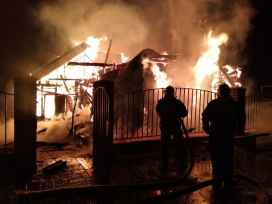 Жилой дом тушили в Печорах - 2020-02-05 03:45:00 - 1