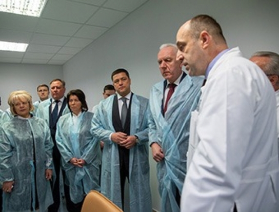 Александр Гуцан и Михаил Ведерников понаблюдали за проведением сотой коронарографии на новом ангиографе - 2020-02-07 10:38:00 - 1