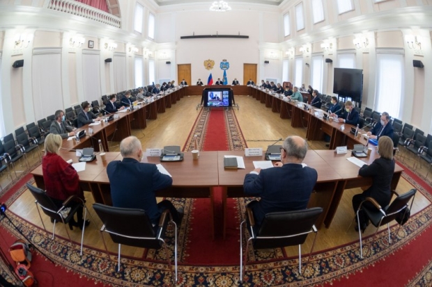 Михаил Ведерников об игнорировании самоизоляции: Если мы планируем возвращать экономику на рабочие рельсы, то никакие массовые гуляния недопустимы - 2020-04-09 19:39:00 - 1