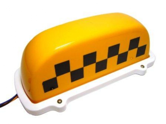 Пассажир обокрал таксиста в Велики Луках - 2019-09-30 13:21:00 - 1