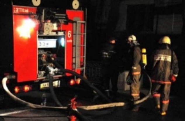 В Пскове 6 человек тушили автомобль - 2019-09-10 06:49:00 - 1