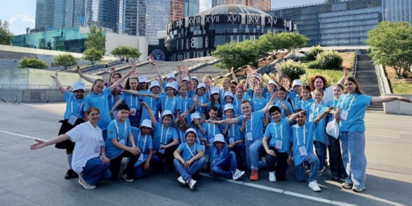 Псковские «Орлята России» представили регион на Всероссийском слете в столице - 2024-06-05 08:08:00 - 1