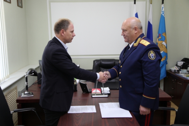 Руководитель управления Петр Крупеня и региональный бизнес-омбудсмен Аркадий Мурылев подписали соглашение о взаимодействии - 2019-08-29 07:51:00 - 1