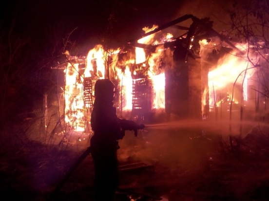 В Опочке бесхозное строение повреждено огнем - 2020-02-18 06:27:00 - 1