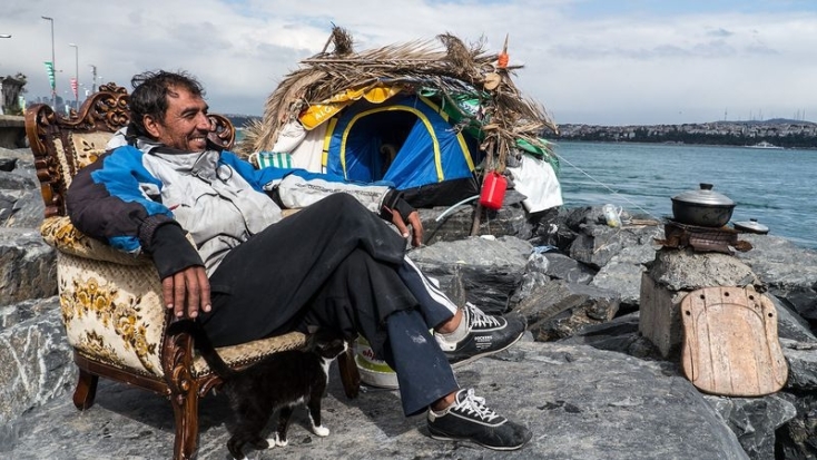 Рейд по выявлению лиц без определенного места жительства прошел в Великих Луках - 2016-04-14 16:18:00 - 1