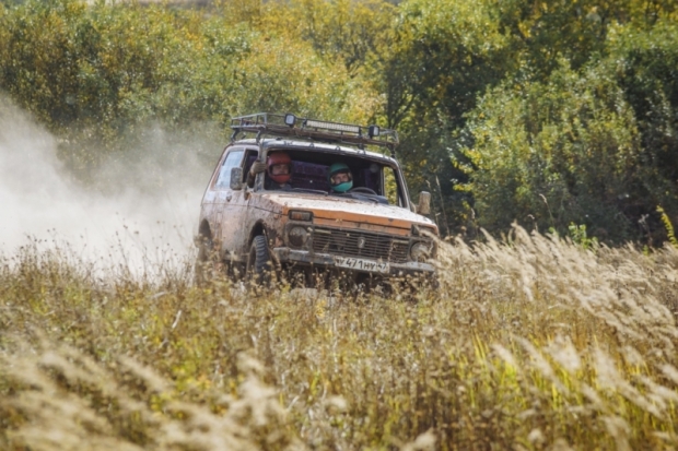 ФОТОрепортаж: Внедорожный фестиваль «Осенний кураж» в Великих Луках - 2018-09-24 11:27:00 - 1