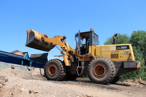 Дорогу Великие Луки — Усвяты ремонтируют по новой для региональных дорог технологии - 2020-06-22 08:53:00 - 1