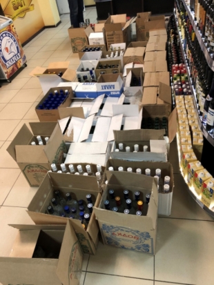 В Пскове возбуждено несколько уголовных дел за продажу алкоголя с поддельными акцизными марками - 2020-07-29 19:36:00 - 1