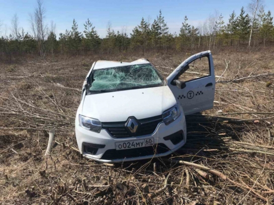 Мужчина пострадал в ДТП в Печорском районе (ФОТО) - 2020-05-02 14:04:00 - 1