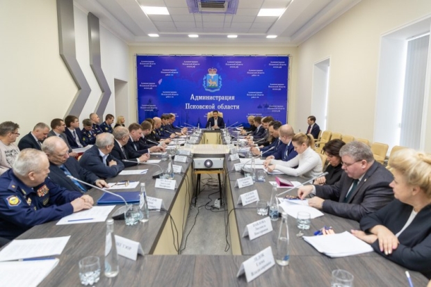 Михаил Ведерников: Необходимо сконцентрировать внимание на помощи родственникам погибших бойцов 6-й роты - 2020-02-08 20:57:00 - 1