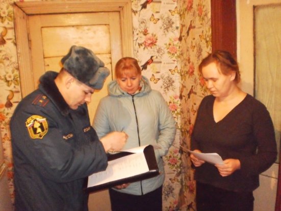 Профилактические мероприятия по пожарной безопасности прошли в Красногородском районе - 2020-01-31 19:17:00 - 1