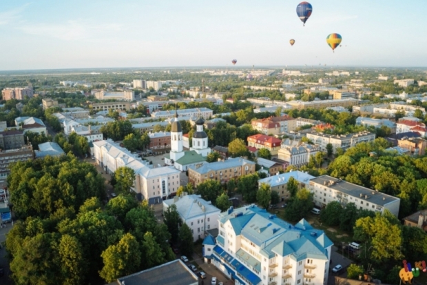 Финалистка шоу «Голос» поздравила Великие Луки с юбилеем - 2016-08-26 15:17:00 - 1