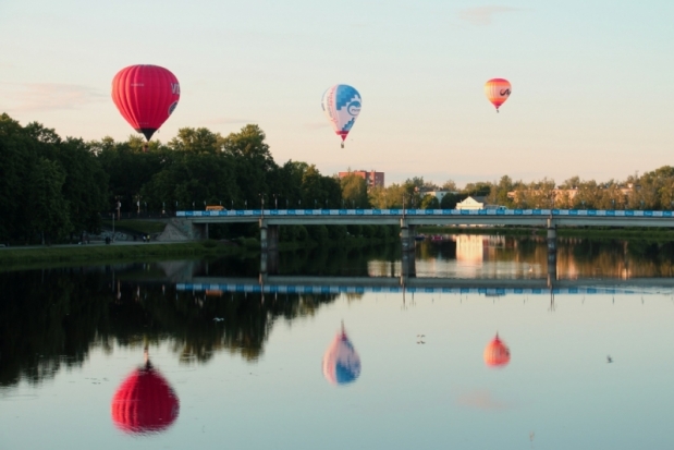 Дан старт Международной встрече воздухоплавателей в Великих Луках - 2016-06-08 08:47:00 - 1