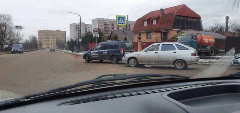 ФОТОфакт: Авария на повороте в больничный городок - 2020-02-28 18:02:00 - 1