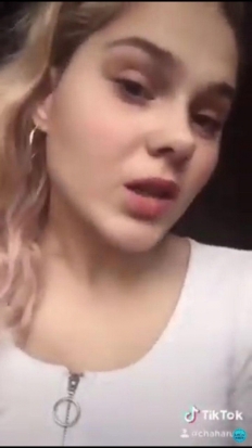 Оля “CHAHARUPI” Новикова обращается к великолучанам (ВИДЕО) - 2020-04-01 16:07:00 - 1