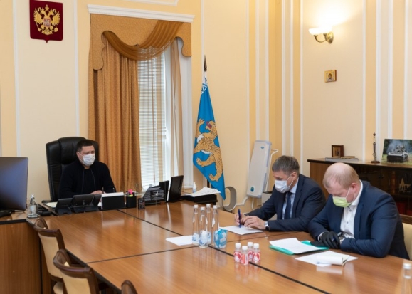 По решению Михаила Ведерникова в Псковской области будут проводить дезинфекцию улиц и остановочных комплексов - 2020-04-06 17:59:00 - 1