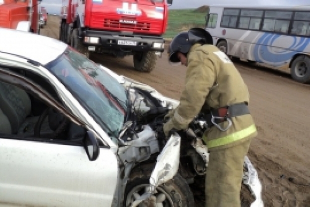 Авария с участием легкового автомобиля произошла в Порховском районе - 2019-08-10 08:27:00 - 1