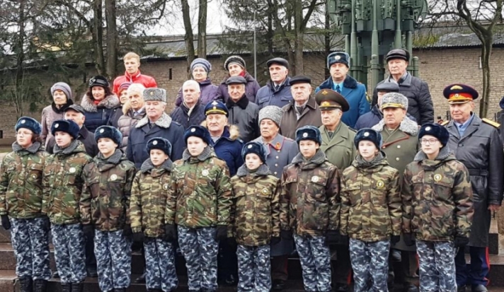 Воспитанники военно-патриотического клуба «Зубренок» приняли участие в торжественном митинге в Пскове - 2020-02-03 18:46:00 - 1