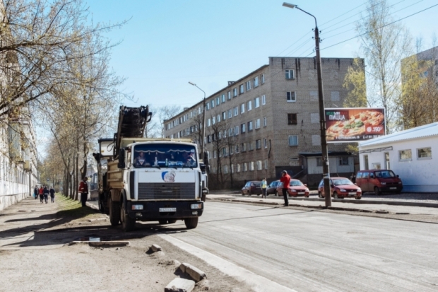 В Великих Луках наконец-то начался ремонт улицы Вокзальной, но проблем с дорогами по-прежнему много (ФОТО) - 2017-05-02 16:22:00 - 1