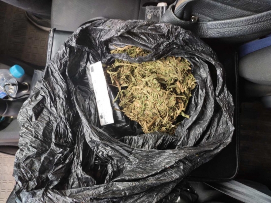 Два жителя Опочки задержаны полицейскими за сбыт марихуаны (ФОТО) - 2020-08-12 08:44:00 - 1