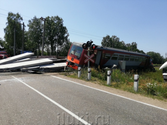 За ДТП на железнодорожном переезде, в котором погибли жители Великих Лук и Новосокольников, вынесен приговор - 2019-12-19 22:01:00 - 1