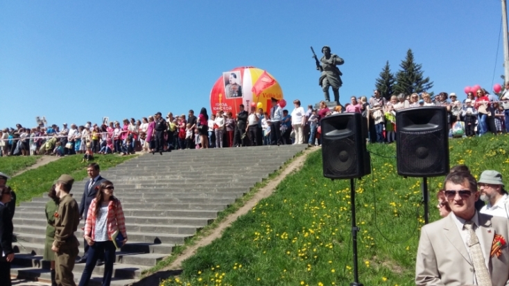 Торжественный митинг в честь Дня Победы прошел в Великих Луках (ФОТО) - 2016-05-09 13:42:00 - 1